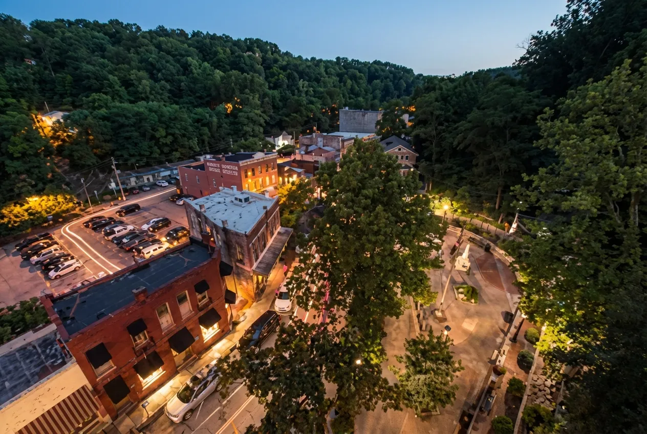 Eureka Springs downtown