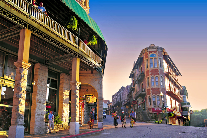 Hotel near downtown Eureka Springs Arkansas